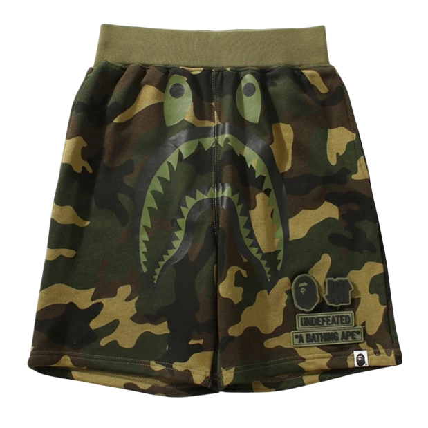 Bermuda Bape Shark Undefeated Camuflada