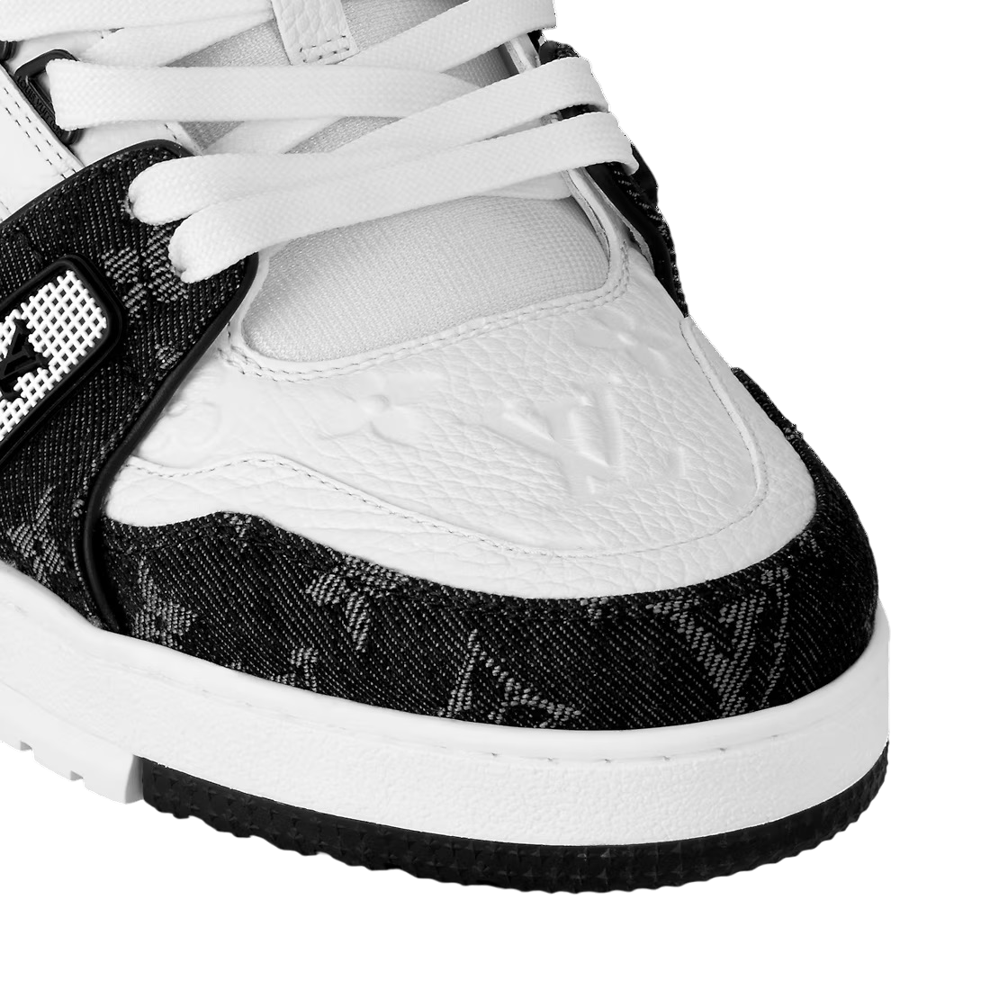 Tênis Louis Vuitton Trainer Preto/Branco