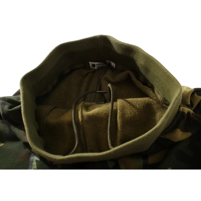 Bermuda Bape Shark Undefeated Camuflada