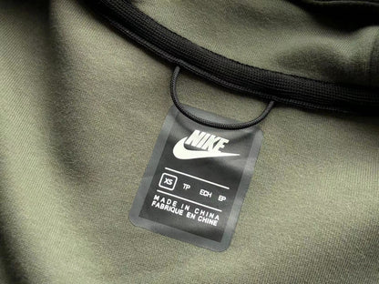 Jaqueta Nike Tech Fleece Verde