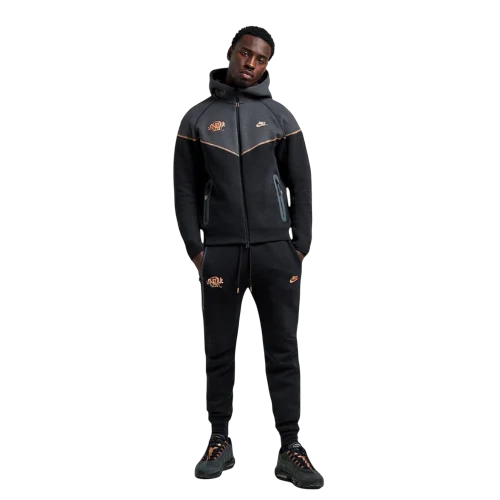 Conjunto Nike Tech Fleece Nike / Syna World
