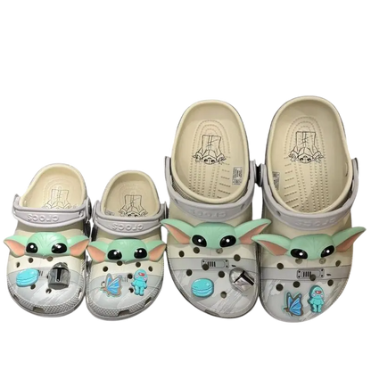 Sandália Crocs Star Wars x Barby Yoda Clog