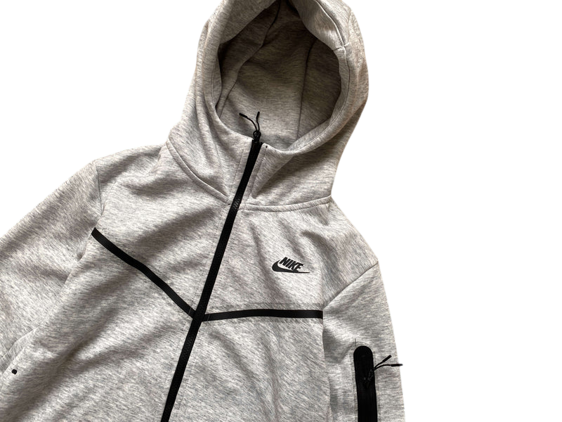 Jaqueta Nike Tech Fleece Cinza